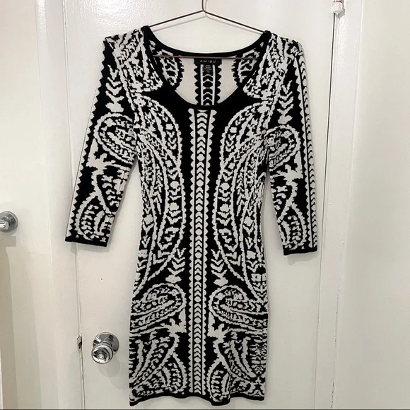 Sleeve Midi Scoop Neck White Black Damask Print Dress Size 6